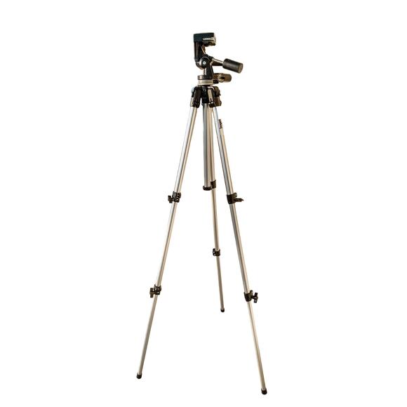 Bogen Manfrotto Professional Tripod 3011 & 3047 Tripod Head - Picture 1 of 10